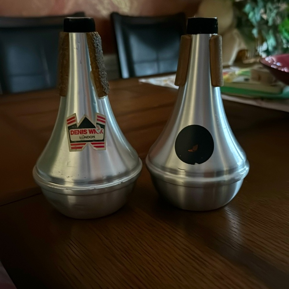 Trumpet straight mutes